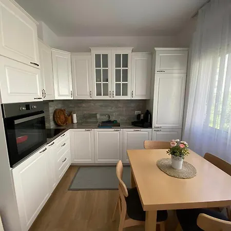 Jon Apartment- Perla - Gjiri I Lalzit Apartment Plazhi San Pietro